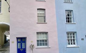 Little Monmouth 4 Bedroom Cottage, Old Town Lyme Regis, Dog Friendly And Parking